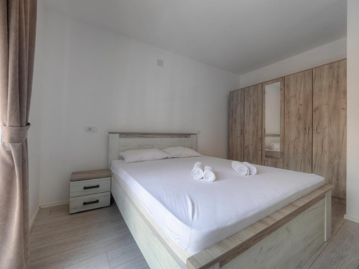 Family Three Bedroom Apartment Brando ブドヴァ エクステリア 写真